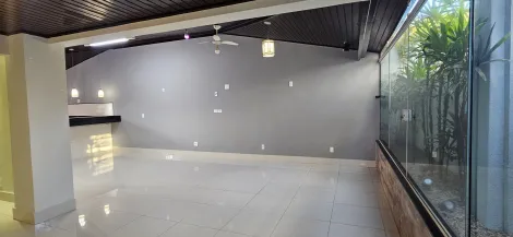 imagem 2 - CASA A VENDA COM 3 QUARTOS SENDO 1 SUÍTE COM CLOSET, NUM TERRENO DE 357,21M² E ÁREA CONSTRUÍDA DE 235M² NO CONDOMÍNIO PARQUE DOS LAGOS imagem 2 - CASA A VENDA COM 3 QUARTOS SENDO 1 SUÍTE COM CLOSET, NUM TERRENO DE 357,21M² E ÁREA CONSTRUÍDA DE 235M² NO CONDOMÍNIO PARQUE DOS LAGOS